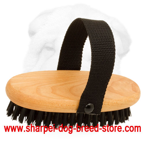 Shar Pei Safe Grooming Brush [KA18#1042 Wooden brush] : Shar Pei dog  harnesses,Shar Pei dog collars,dog leashes, Shar Pei dog muzzles, chain  collars, Shar Pei leather dog collars, leather dog leads, Shar