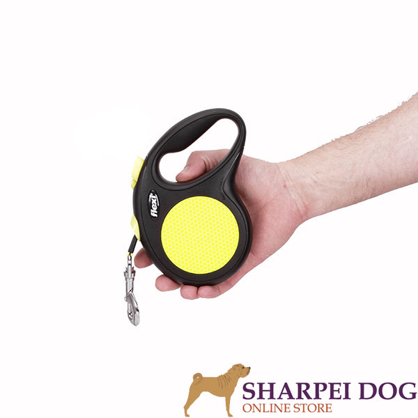 Everyday Retractable Leash Neon Design for Total Safety